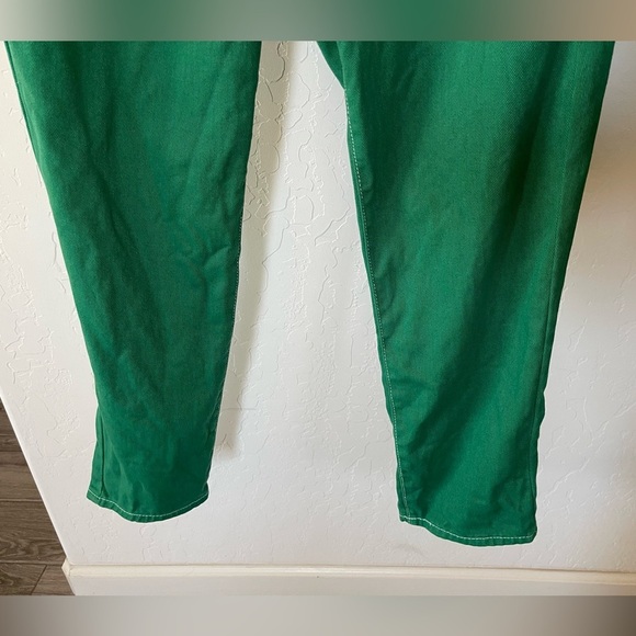 PacSun| High Waist Green Mom Jean with Contrast White Stitching, Size 30••• - Picture 4 of 13